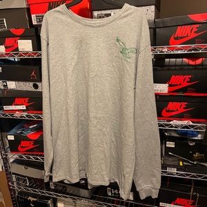 Philadelphia Eagles Crewneck Long sleeve Heavyweight Seal  T-Shirt